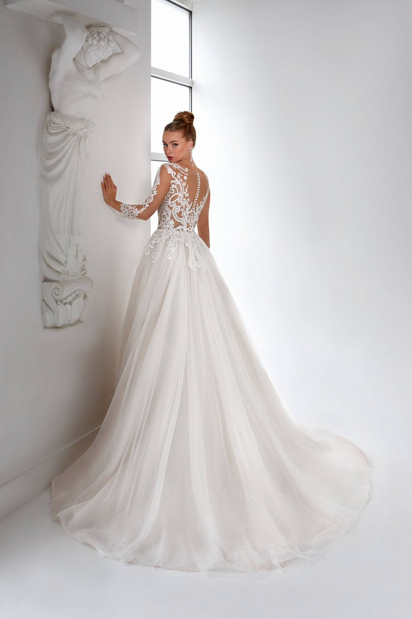 https://kayawedding.com/images/stories/virtuemart/product/Apolline4.jpg