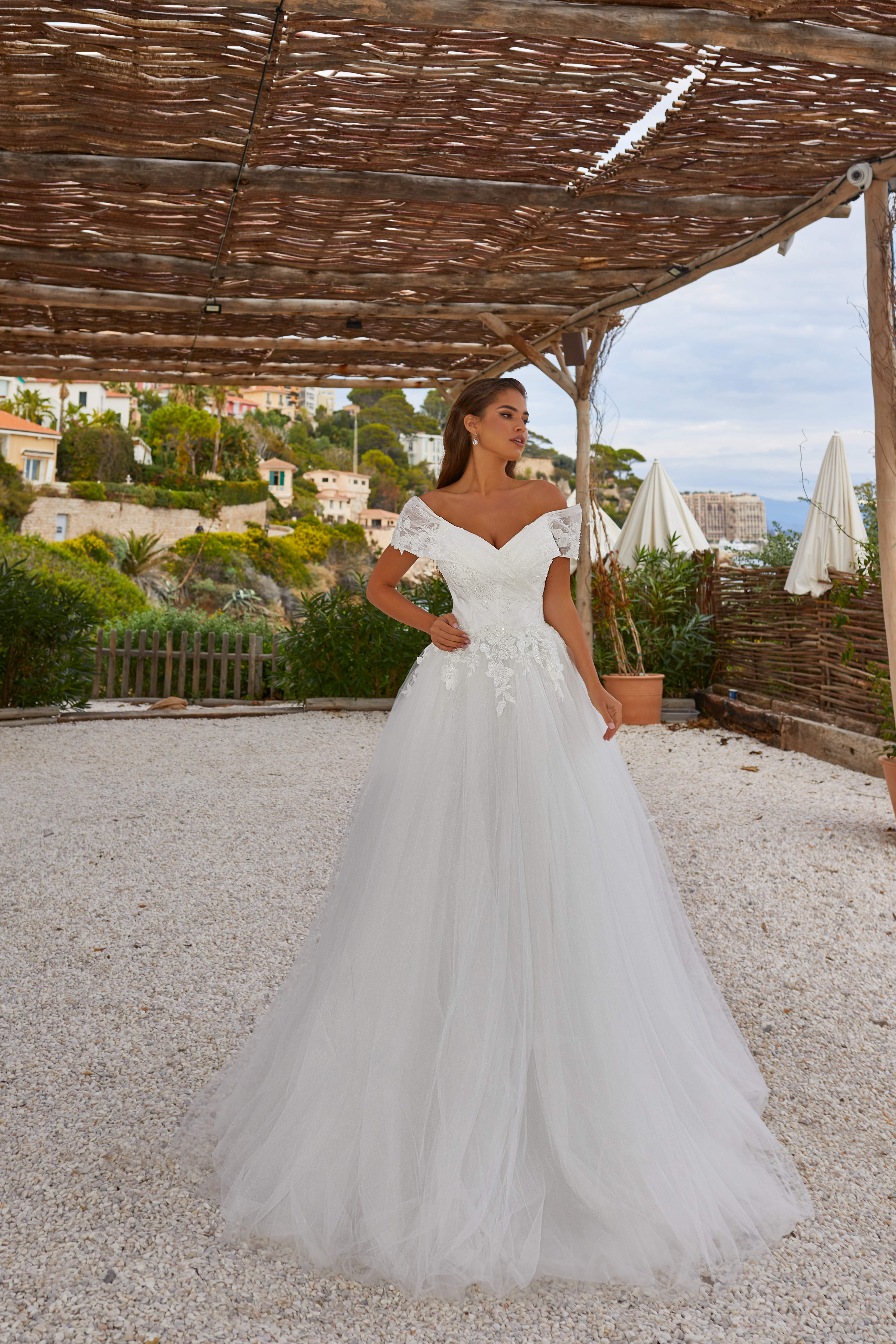 https://kayawedding.com/images/stories/virtuemart/product/Celestina.jpg
