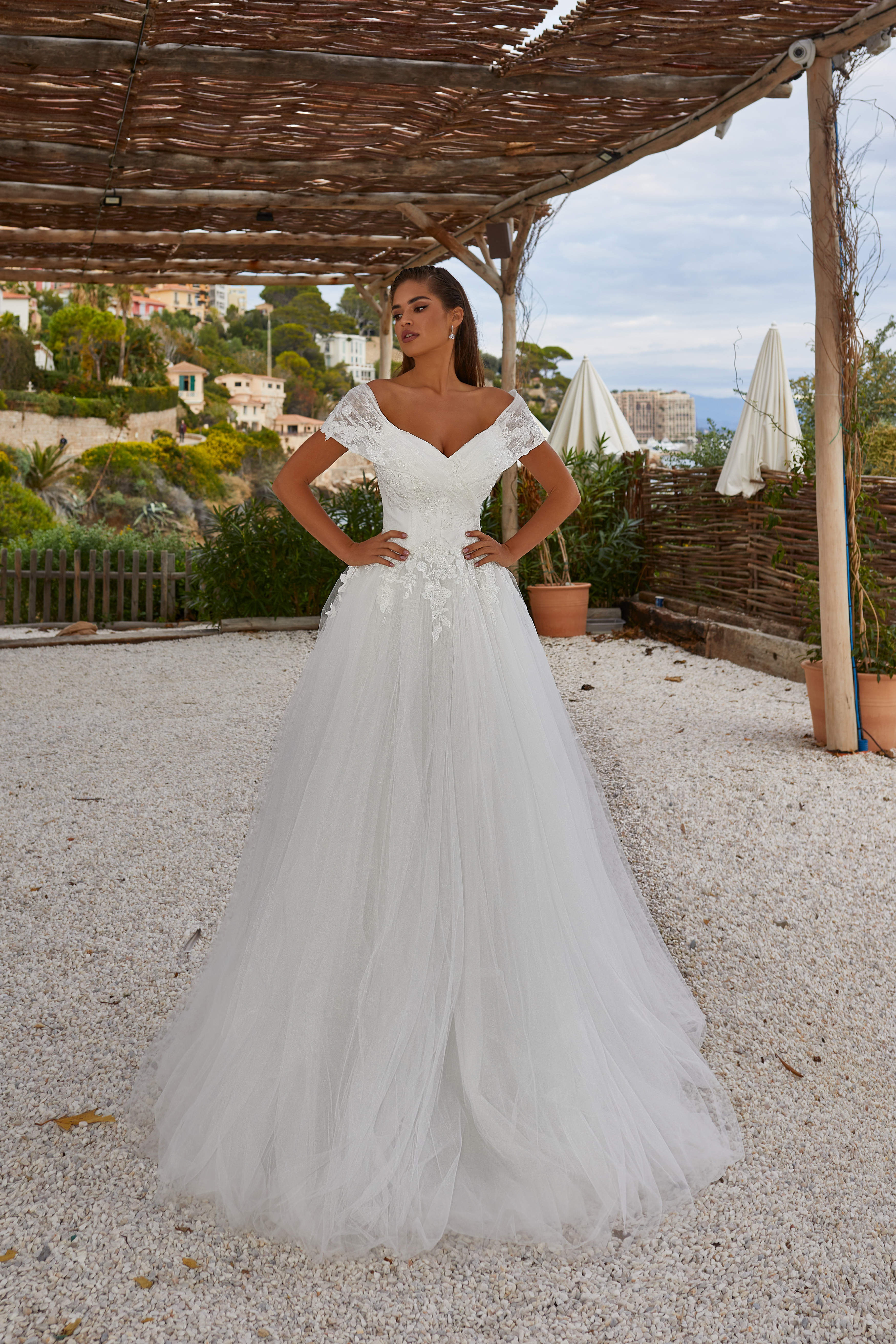 https://kayawedding.com/images/stories/virtuemart/product/Celestina1.jpg