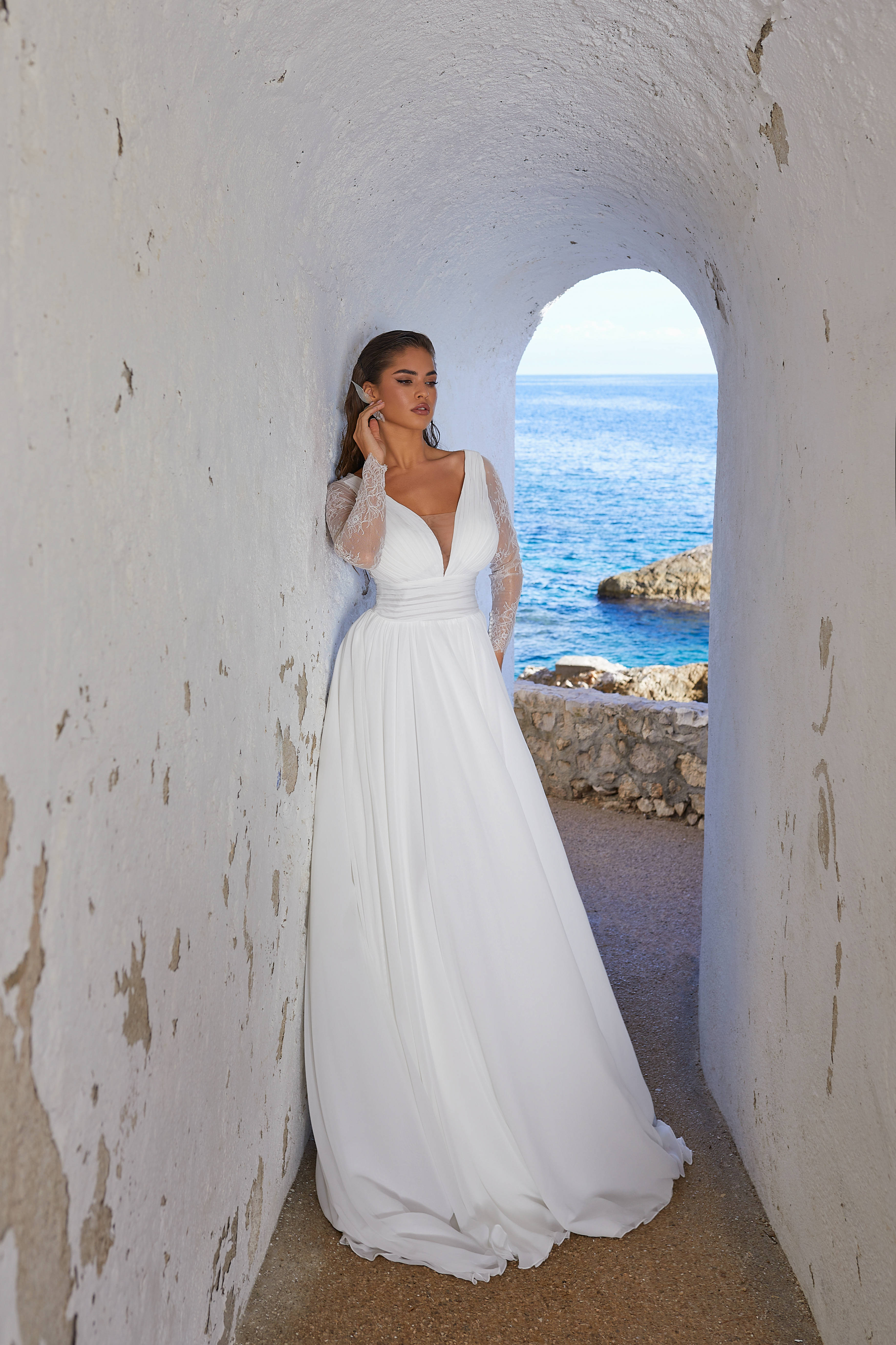 https://kayawedding.com/images/stories/virtuemart/product/Lucrecia2.jpg