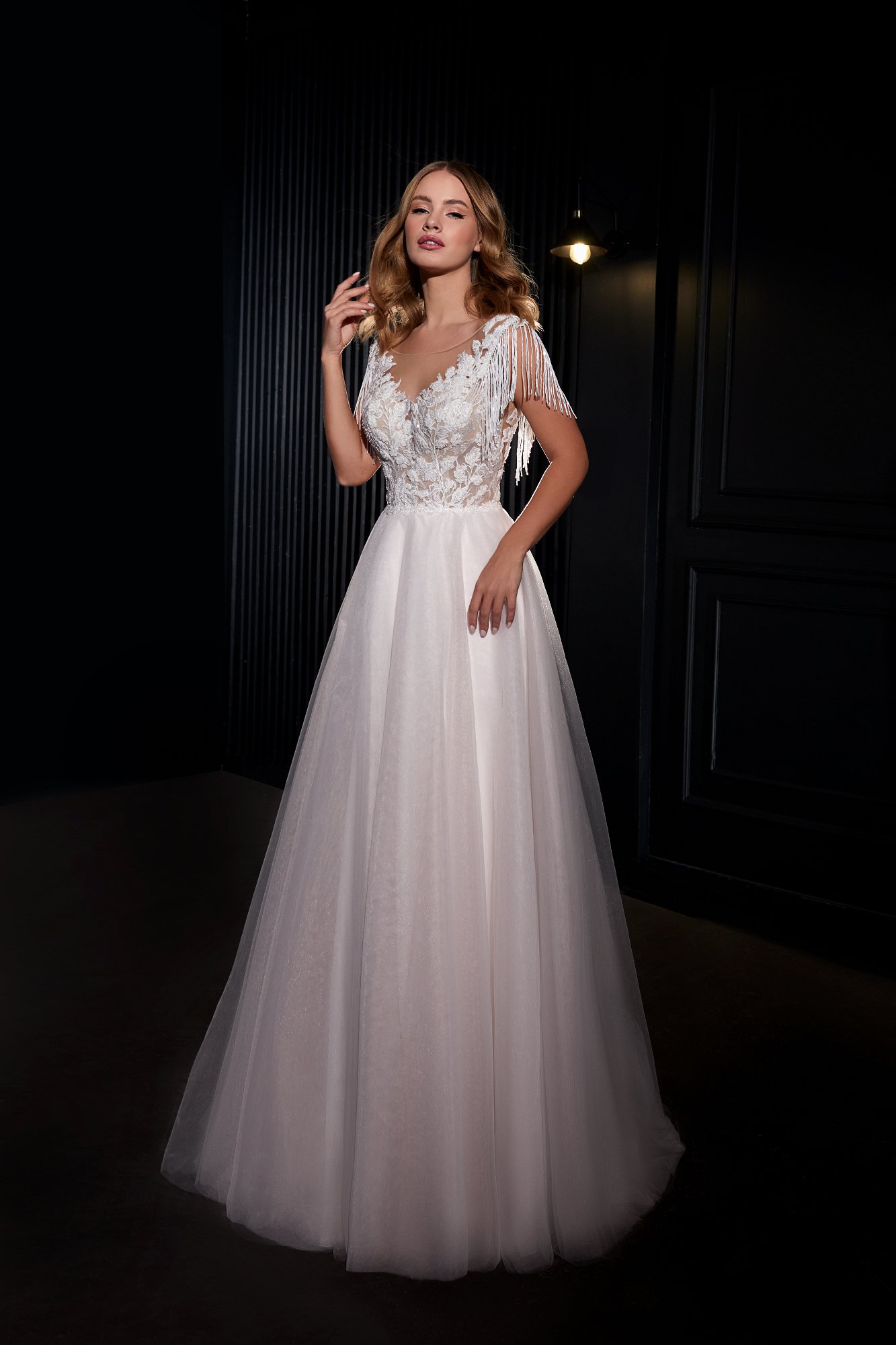 https://kayawedding.com/images/stories/virtuemart/product/Romane1.jpg