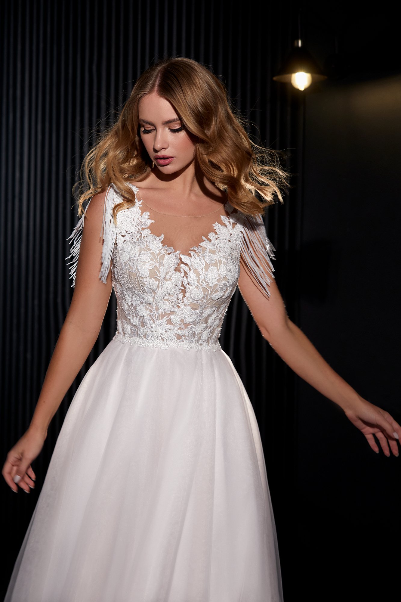 https://kayawedding.com/images/stories/virtuemart/product/Romane5.jpg