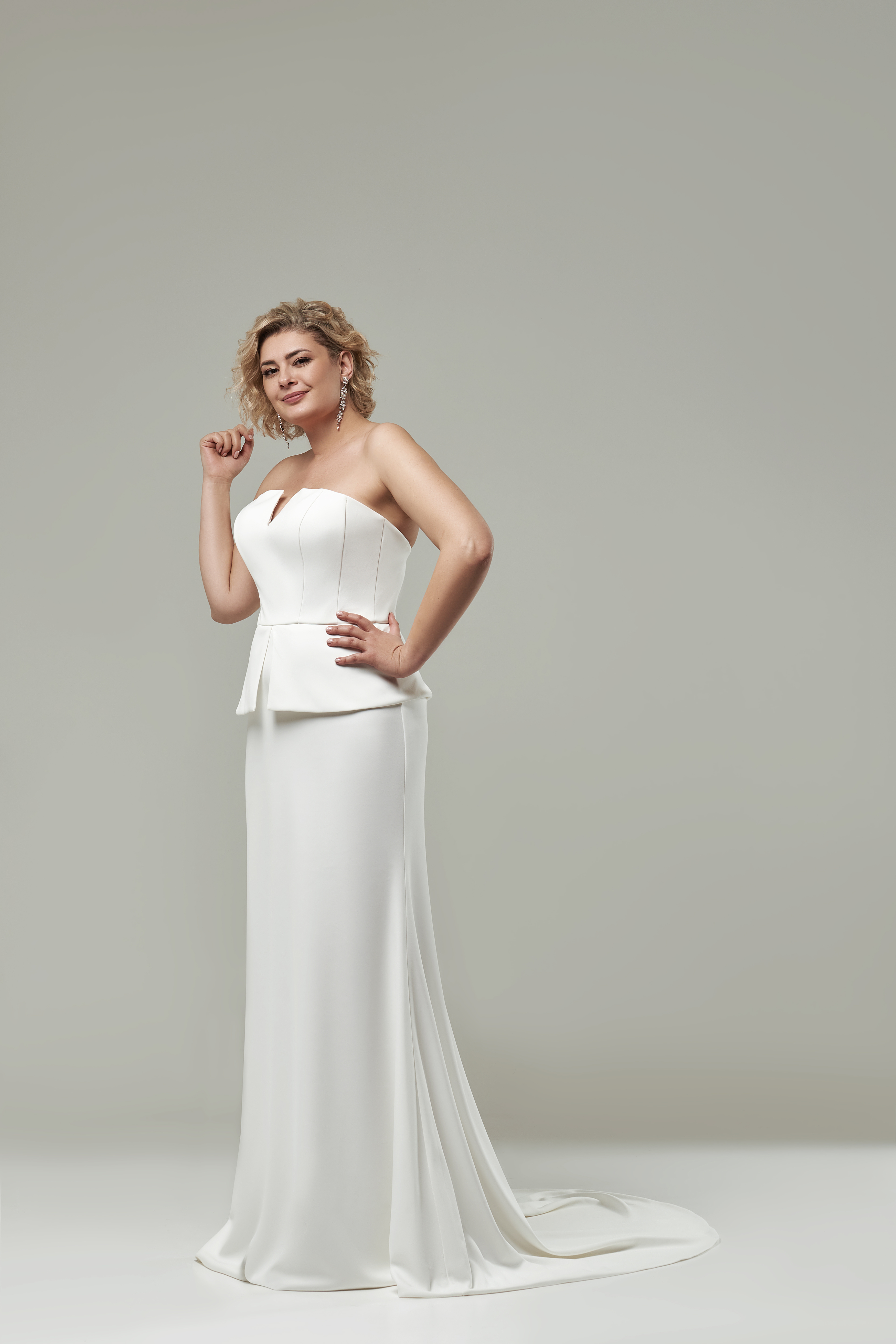 https://kayawedding.com/images/stories/virtuemart/product/Skirt.jpg